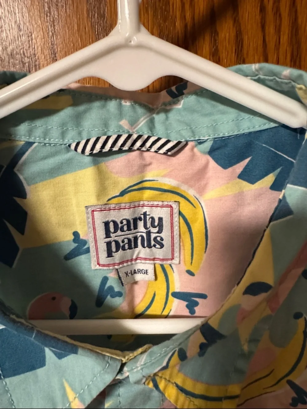 Men’s Tropical Flamingo Short Sleeve Shirt - Pastel Pink/Blue - Picture 2 of 3